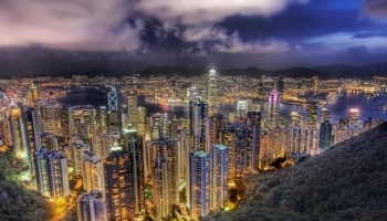 Власти Гонконга задумались об ограничении ночного освещения